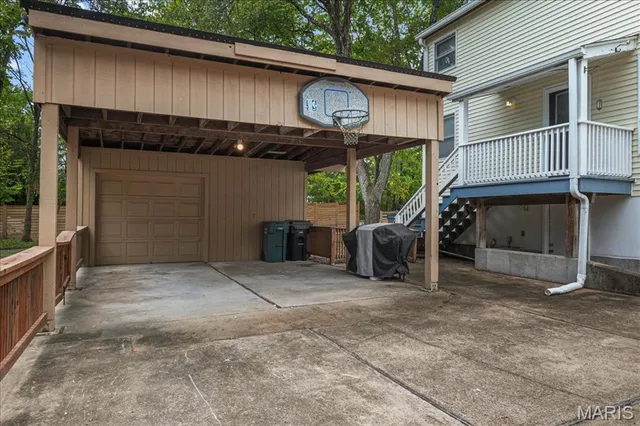 $549,000 | 558 South Geyer Road, Kirkwood, MO 63122