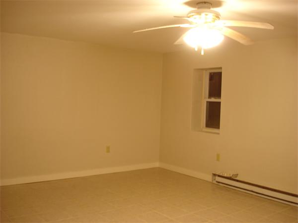 152 Southbridge Road, Unit 2B Warren, MA 01083 - Photo 5 of 7 Gallery Image 5