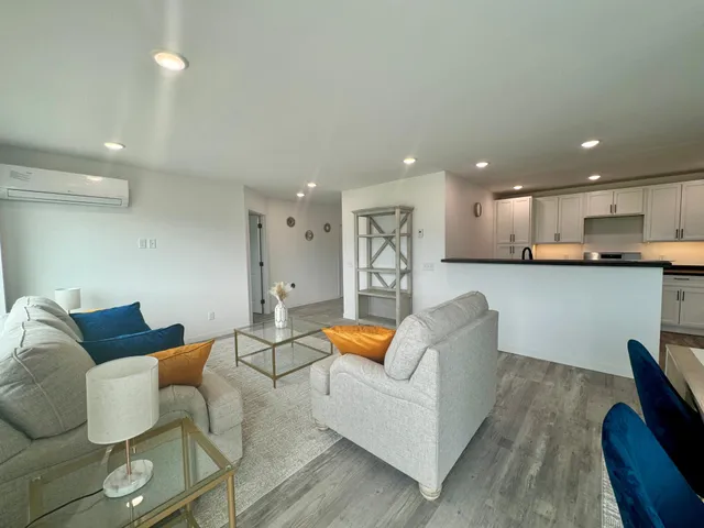 $229,000 | 600 Garfield Street Southeast, Warroad, MN 56763