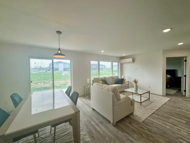 $229,000 | 600 Garfield Street Southeast, Warroad, MN 56763