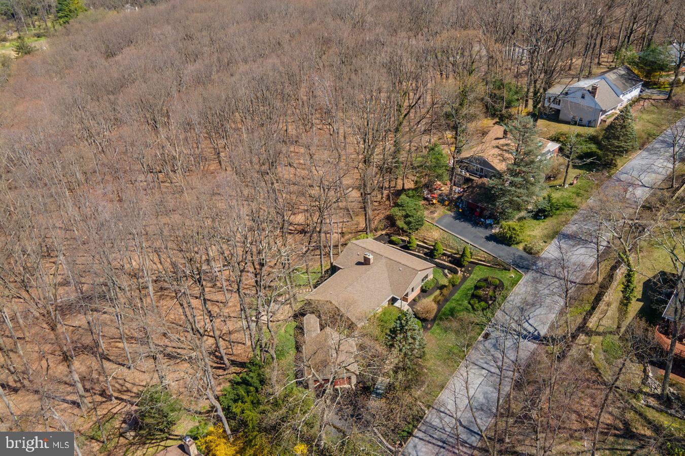 229 Vincent Road Paoli, PA 19301 - Photo 3 of 42 Gallery Image 3