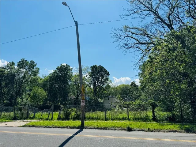 $34,900 | 2810 Cleveland Avenue, Kansas City, MO 64128