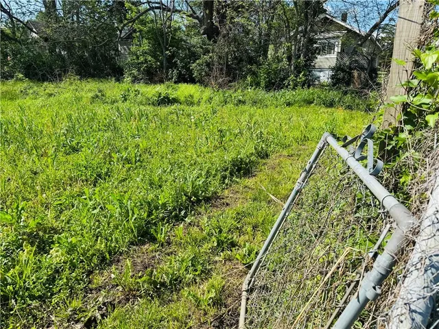 $34,900 | 2810 Cleveland Avenue, Kansas City, MO 64128