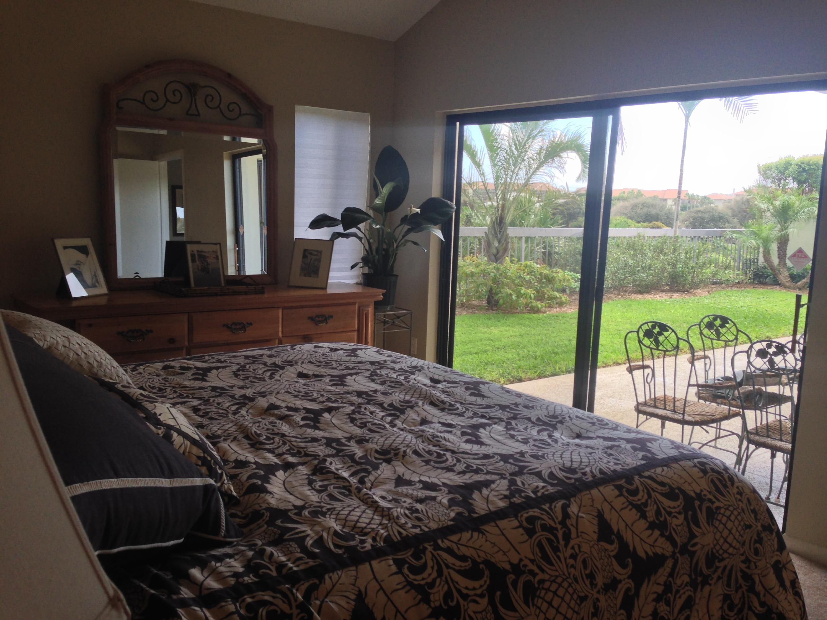189 Ridge Road Jupiter, FL 33477 - Photo 18 of 38 Master Bedroom