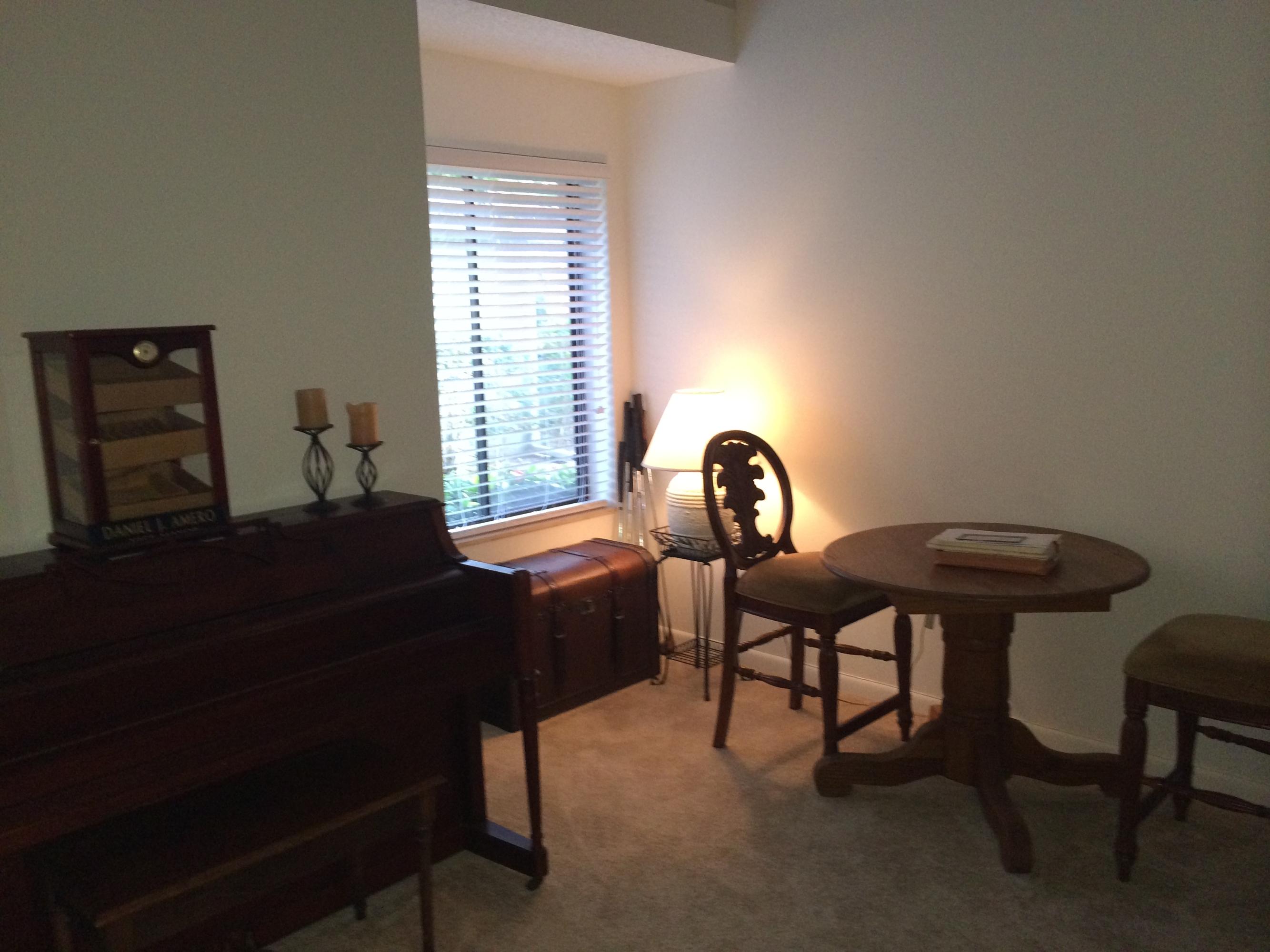189 Ridge Road Jupiter, FL 33477 - Photo 34 of 38 3rd Bedroom