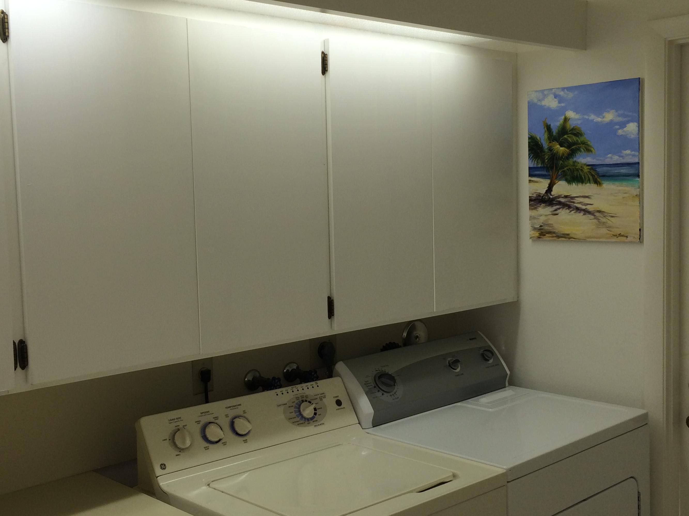 189 Ridge Road Jupiter, FL 33477 - Photo 35 of 38 Interior Laundry Room