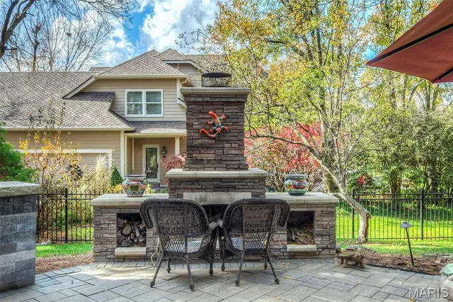 $1,240,000 | 2109 Saddlebred Court, Chesterfield, MO 63005