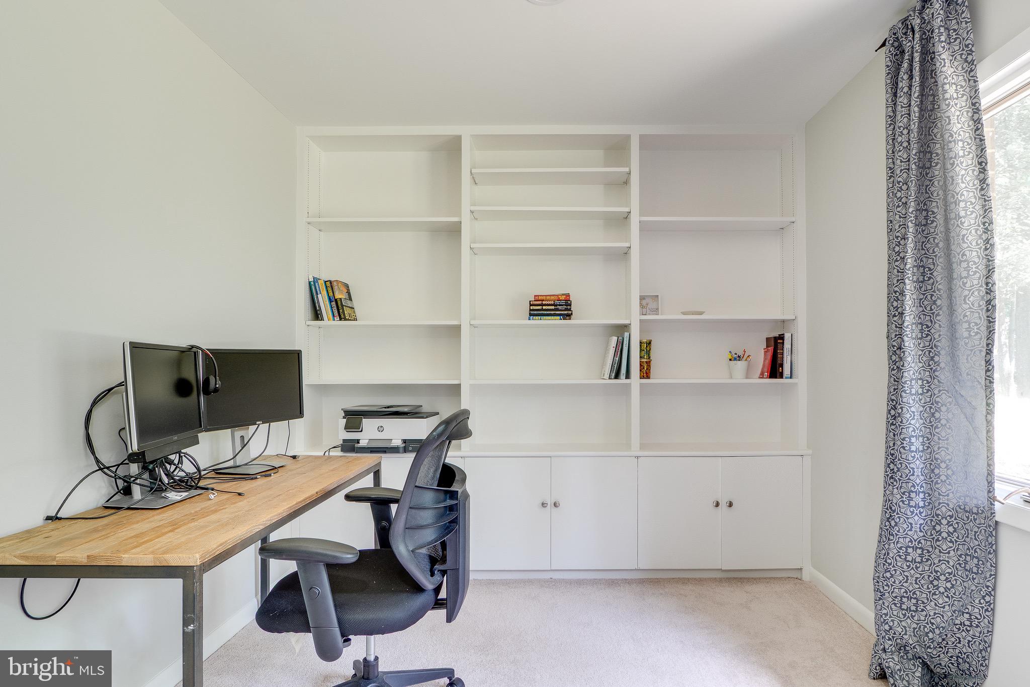 10236 Lawyers Road Vienna, VA 22181 - Photo 40 of 47