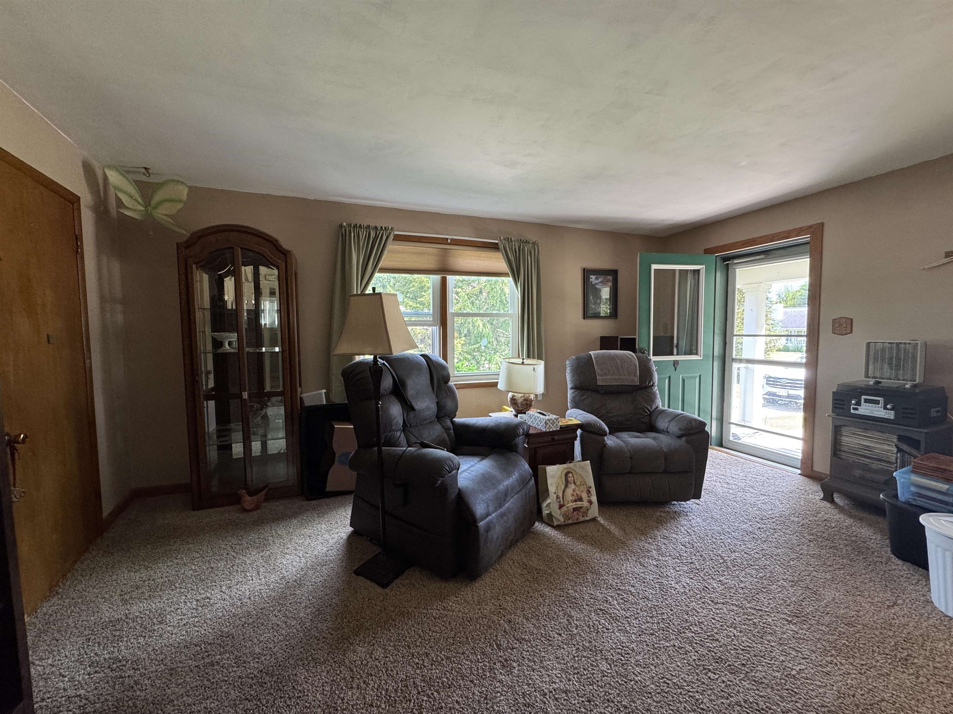 930 South Grove Street Ripon, WI 54971 - Photo 9 of 21