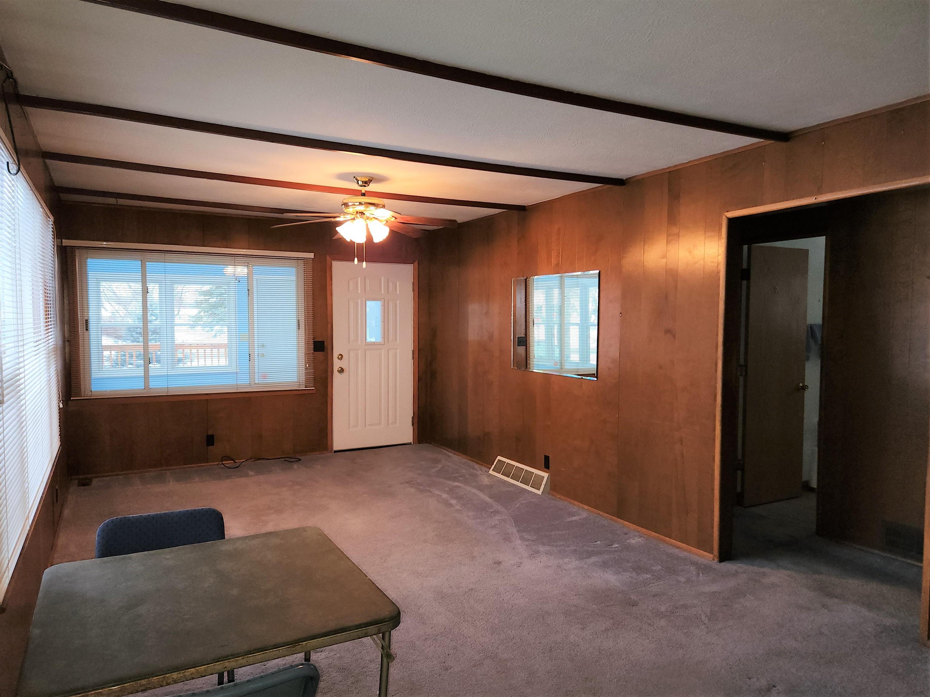 1052 Mill Road Rockford, IL 61108 - Photo 4 of 27 Gallery Image 4
