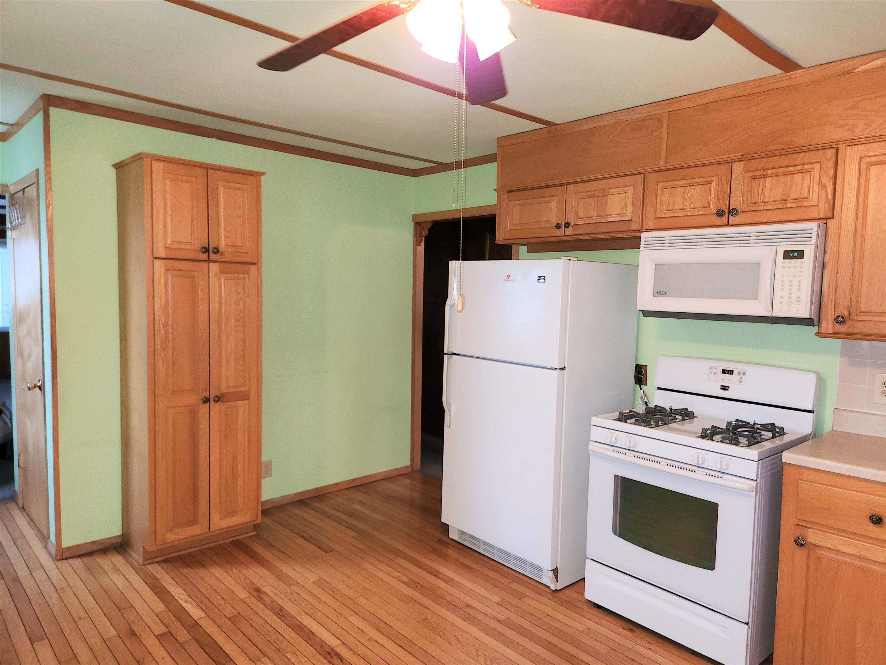 1052 Mill Road Rockford, IL 61108 - Photo 10 of 27 Gallery Image 10