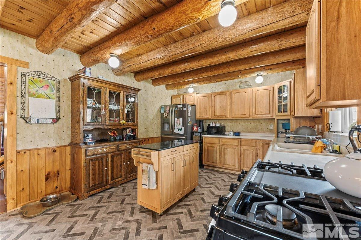 8705 Spearhead Way Reno, NV 89506 - Photo 14 of 36 Photo 14
