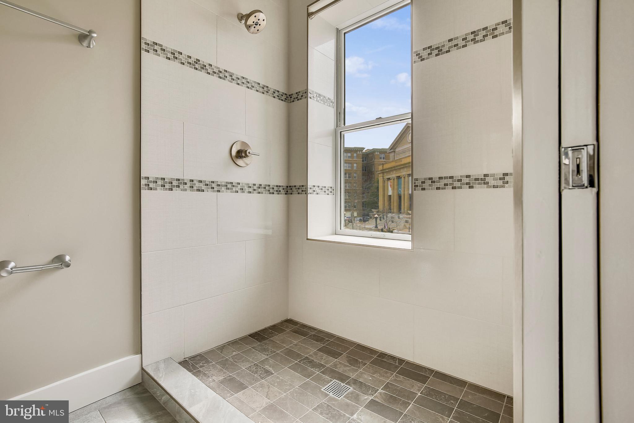 1787 Columbia Road Northwest, Unit 2 Washington, DC 20009 - Photo 17 of 20