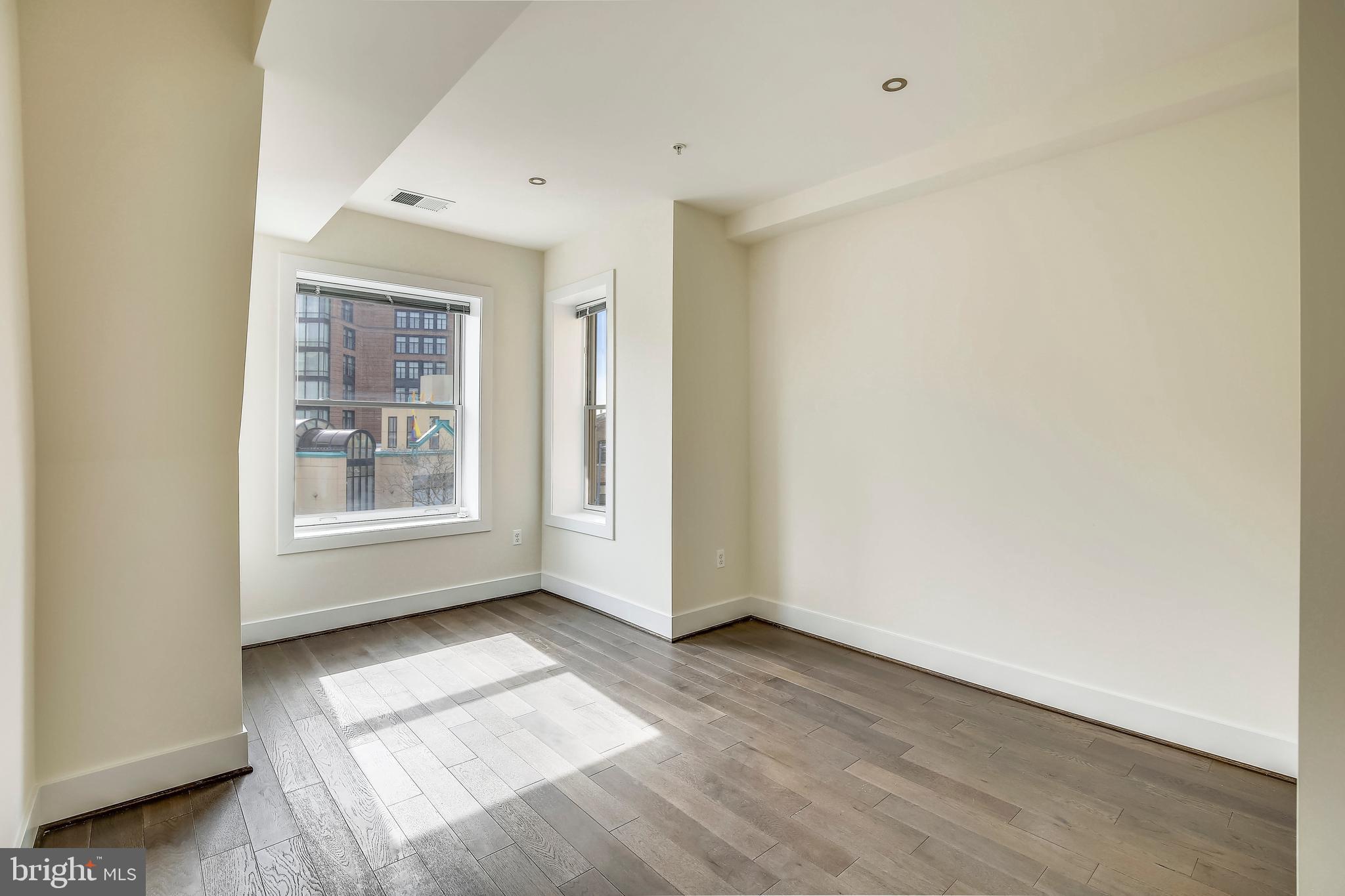 1787 Columbia Road Northwest, Unit 2 Washington, DC 20009 - Photo 9 of 20