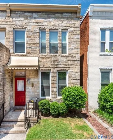 $2,490 | 102 North Lombardy Street, Unit 2, Richmond, VA 23220