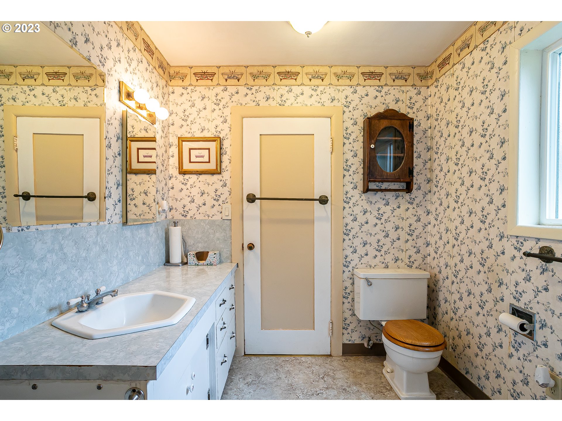 77290 London Road Cottage Grove, OR 97424 - Photo 19 of 23 Gallery Image 19
