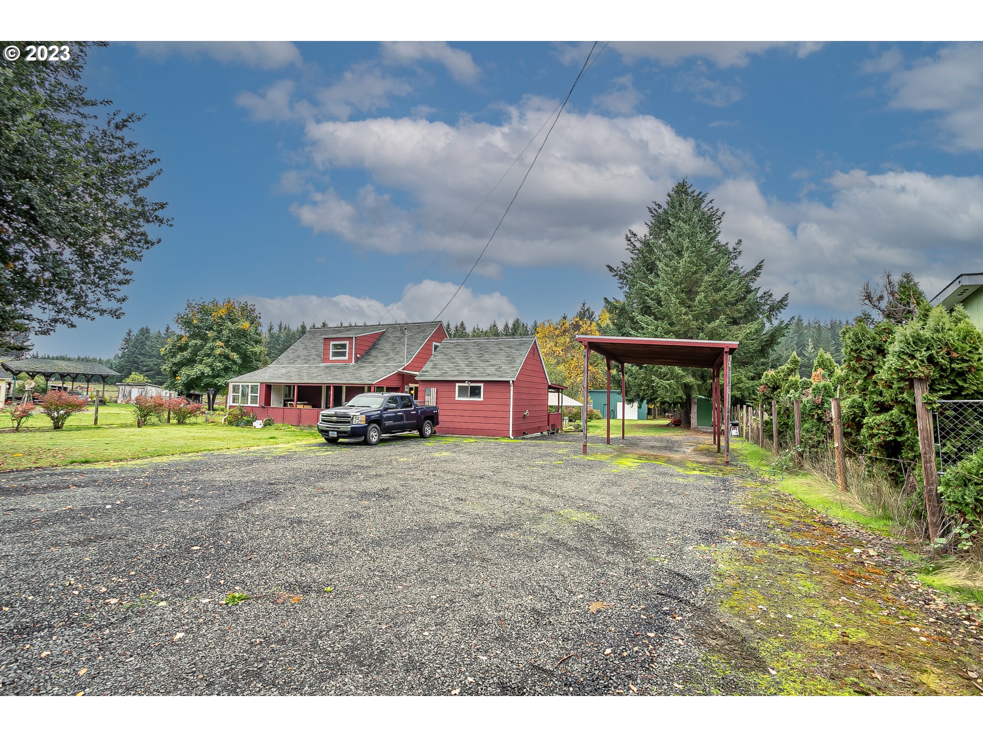 77290 London Road Cottage Grove, OR 97424 - Photo 2 of 23 Gallery Image 2