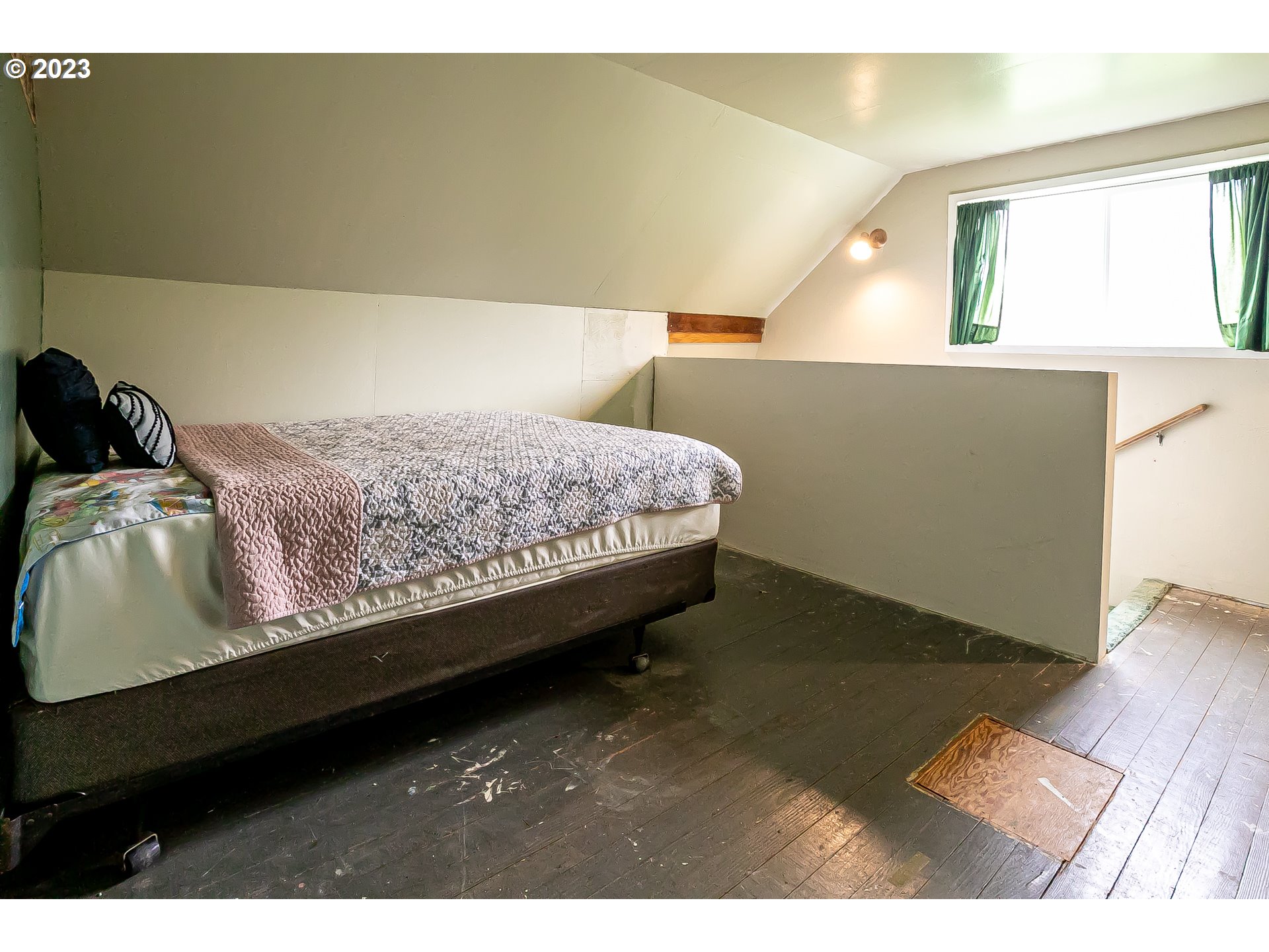 77290 London Road Cottage Grove, OR 97424 - Photo 21 of 23 Gallery Image 21