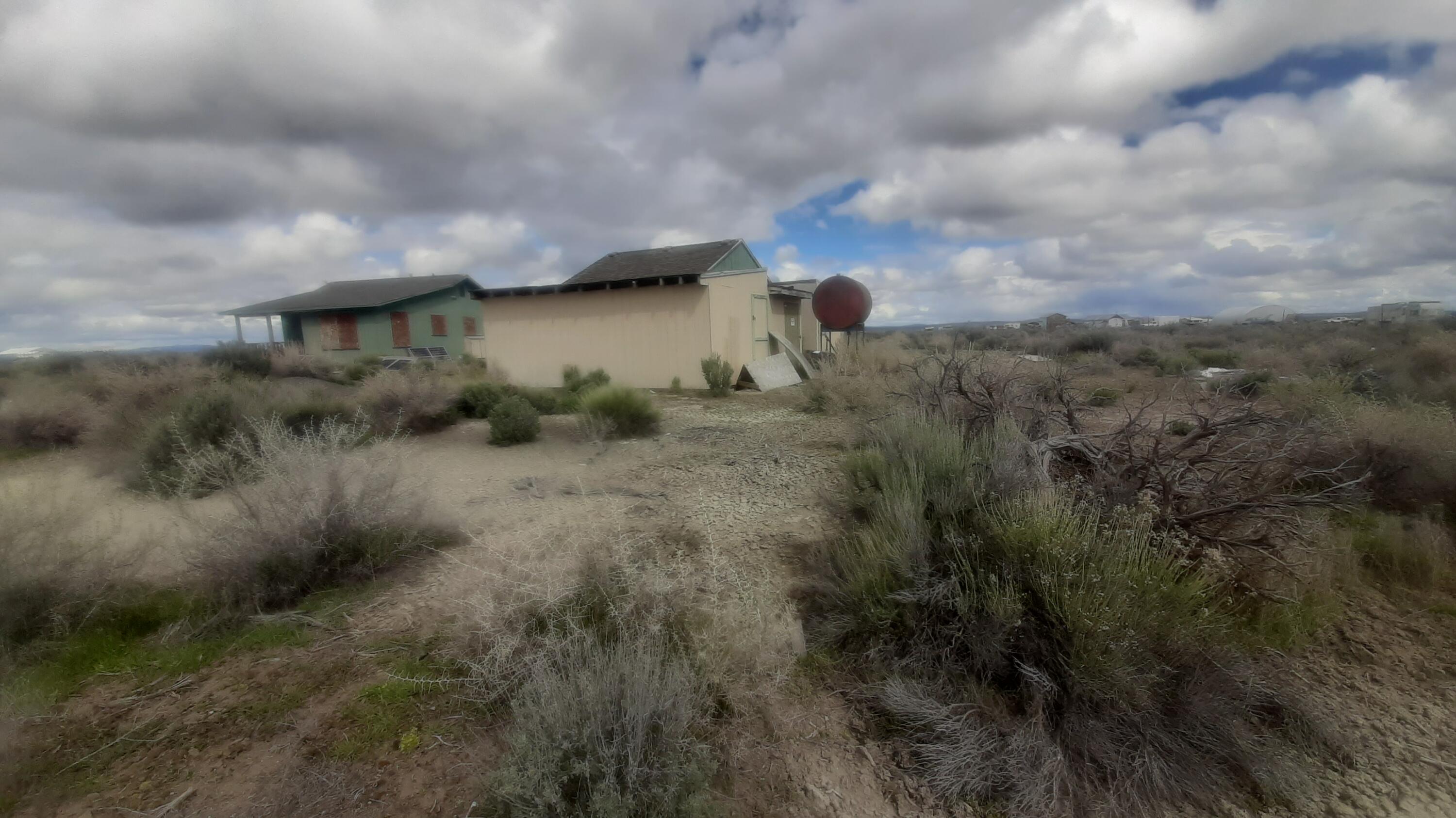 61371 Five Acre Road Christmas Valley, OR 97641 - Photo 8 of 17 20260411_113125