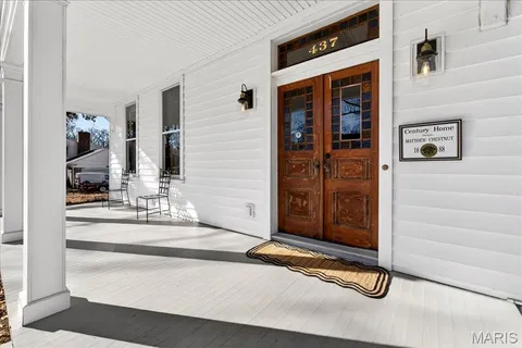 $750,000 | 437 Selma Avenue, Webster Groves, MO 63119