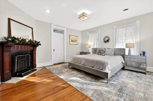 $750,000 | 437 Selma Avenue, Webster Groves, MO 63119