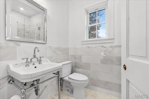 $750,000 | 437 Selma Avenue, Webster Groves, MO 63119