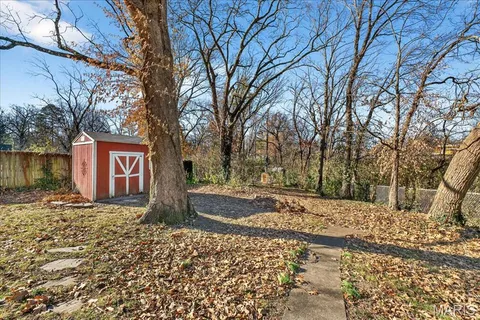 $750,000 | 437 Selma Avenue, Webster Groves, MO 63119