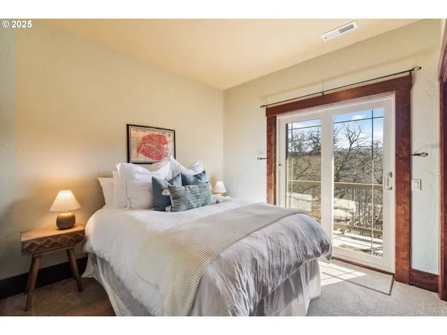 $930,000 | 2257 Dundas Way, Mosier, OR 97040