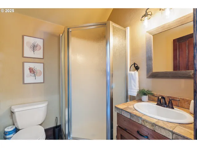 $930,000 | 2257 Dundas Way, Mosier, OR 97040