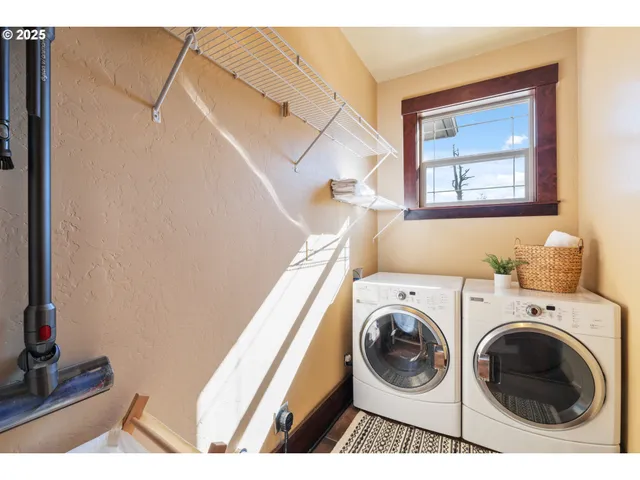 $930,000 | 2257 Dundas Way, Mosier, OR 97040