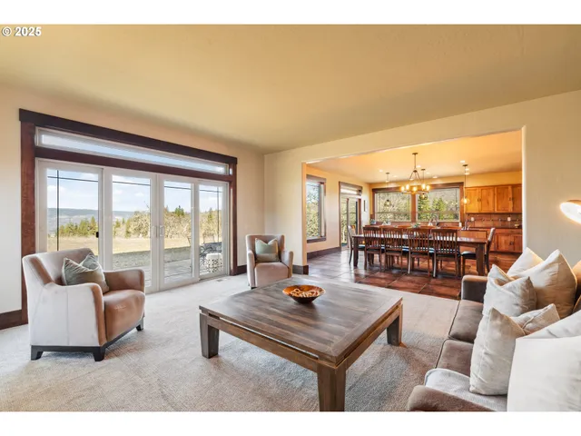 $930,000 | 2257 Dundas Way, Mosier, OR 97040