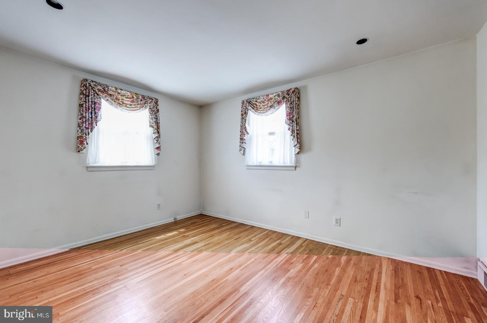 405 Hemlock Road Flourtown, PA 19031 - Photo 22 of 34