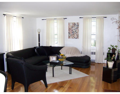 106 Standish Road Lynn, MA 01904 - Photo 10 of 19 Gallery Image 10