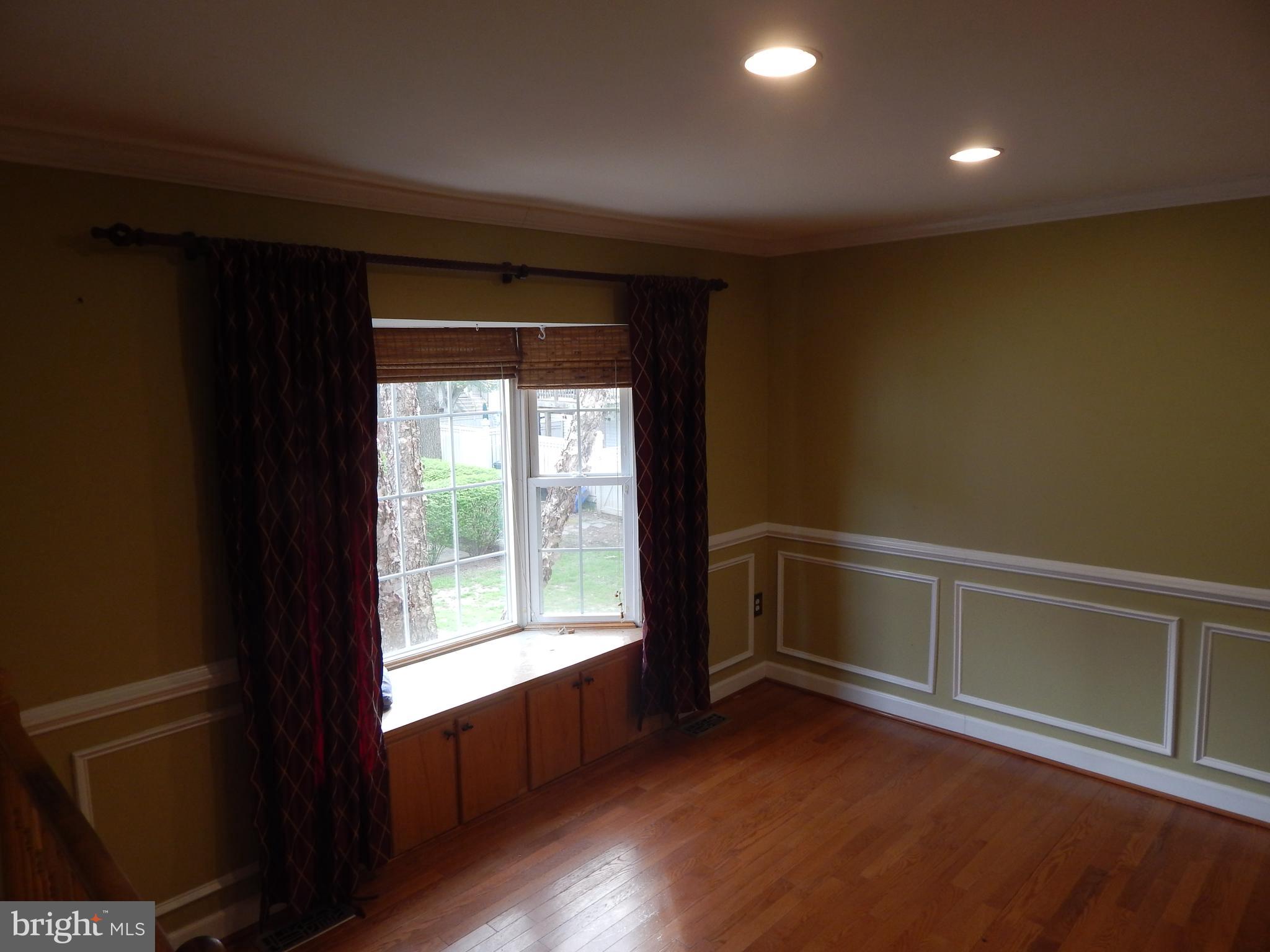 2440 Ridgehampton Court Reston, VA 20191 - Photo 5 of 30