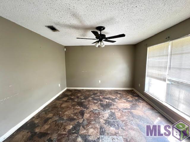 5252 North Shamrock Drive Baton Rouge, LA 70814 - Photo 6 of 14 Dining