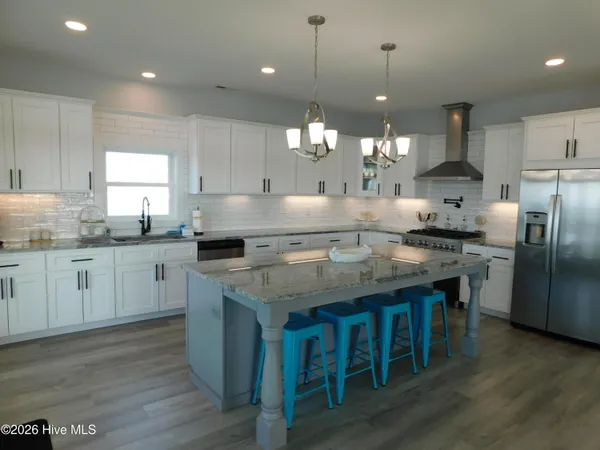 $3,000 | 142 South Ferry Dock Road, Unit C, Harkers Island, NC 28531