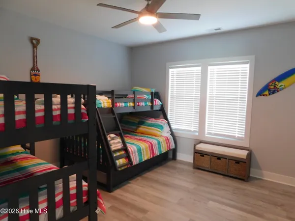 $3,000 | 142 South Ferry Dock Road, Unit C, Harkers Island, NC 28531