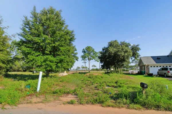 $165,000 | 416 Emerald Court, Mary Esther, FL 32569