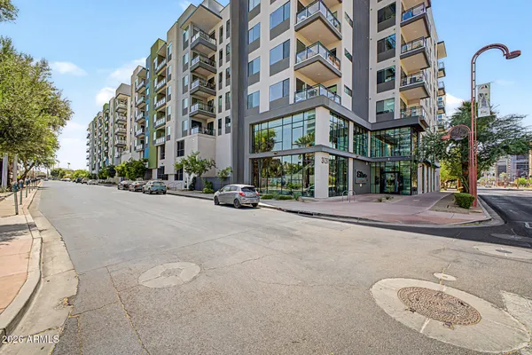 $1,995 | 3131 North Central Avenue, Unit 6020, Phoenix, AZ 85012