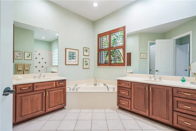 $920,000 | 9038 Castle Harbour Circle, Vero Beach, FL 32963