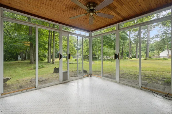 $249,900 | 413 South St Joseph Avenue, Niles, MI 49120