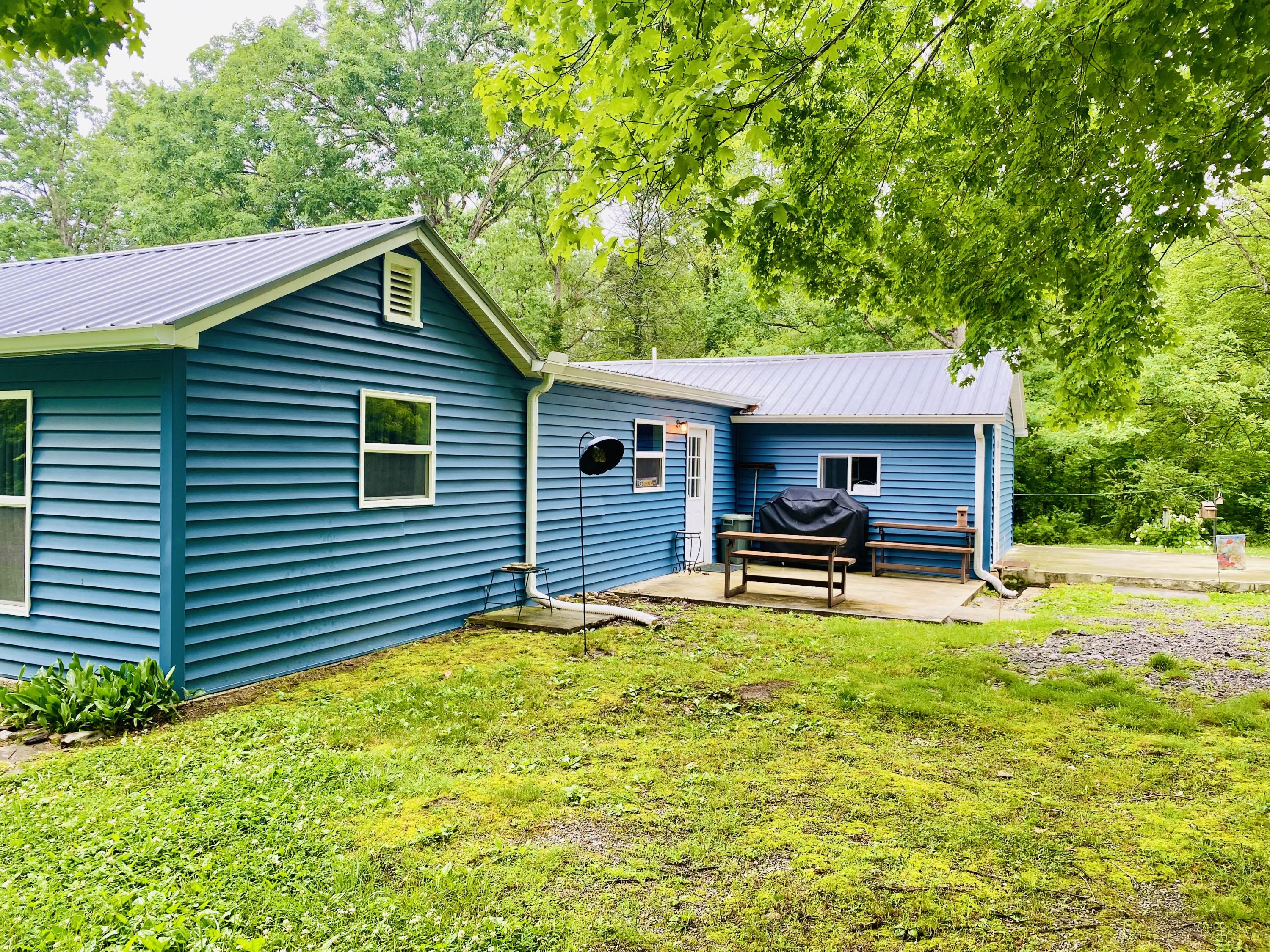 404 Fredonia Road Crossville, TN 38571 - Photo 2 of 20 IMG_6684