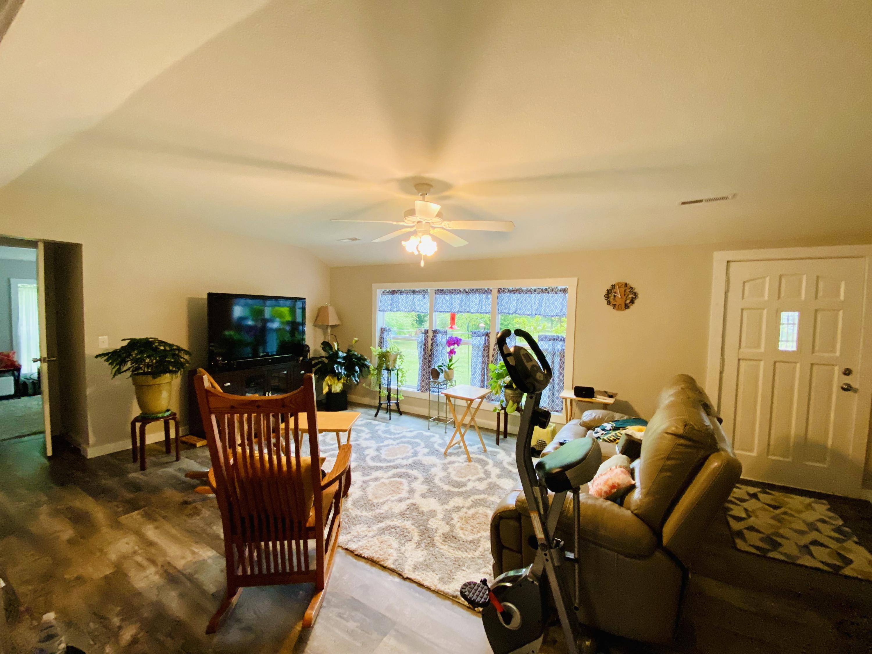 404 Fredonia Road Crossville, TN 38571 - Photo 11 of 20 IMG_6698