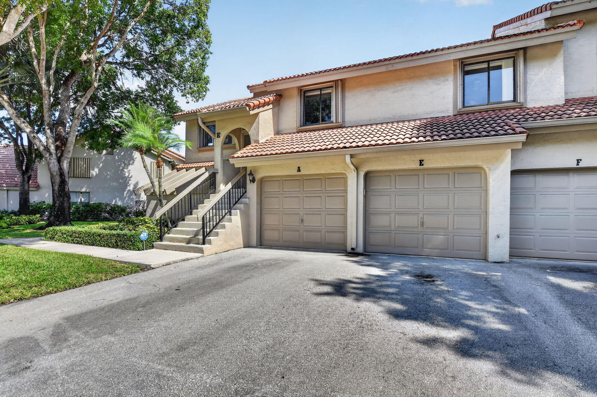 5751 Coach House Circle, Unit E Boca Raton, FL 33486 - Photo 27 of 37 GARAGE
