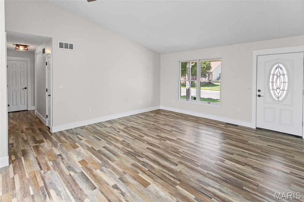 95 Sunbeam Drive Highland, IL 62249 - Photo 7 of 46