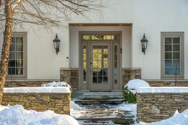 $3,325,000 | 83 Maple Hill Road, West Stockbridge, MA 01266