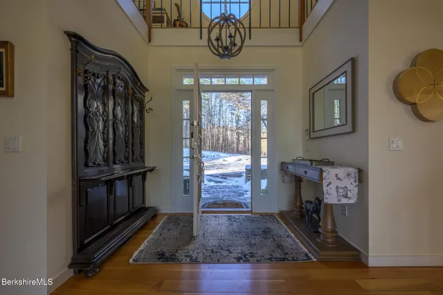 $3,325,000 | 83 Maple Hill Road, West Stockbridge, MA 01266