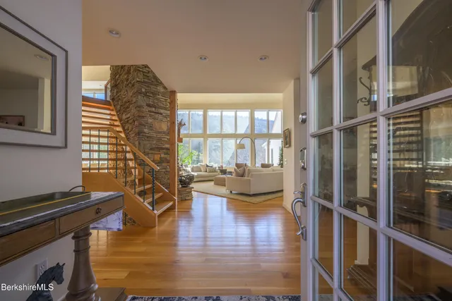 $3,325,000 | 83 Maple Hill Road, West Stockbridge, MA 01266