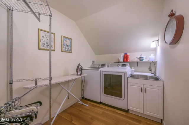 $3,325,000 | 83 Maple Hill Road, West Stockbridge, MA 01266