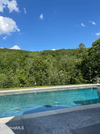 $3,325,000 | 83 Maple Hill Road, West Stockbridge, MA 01266